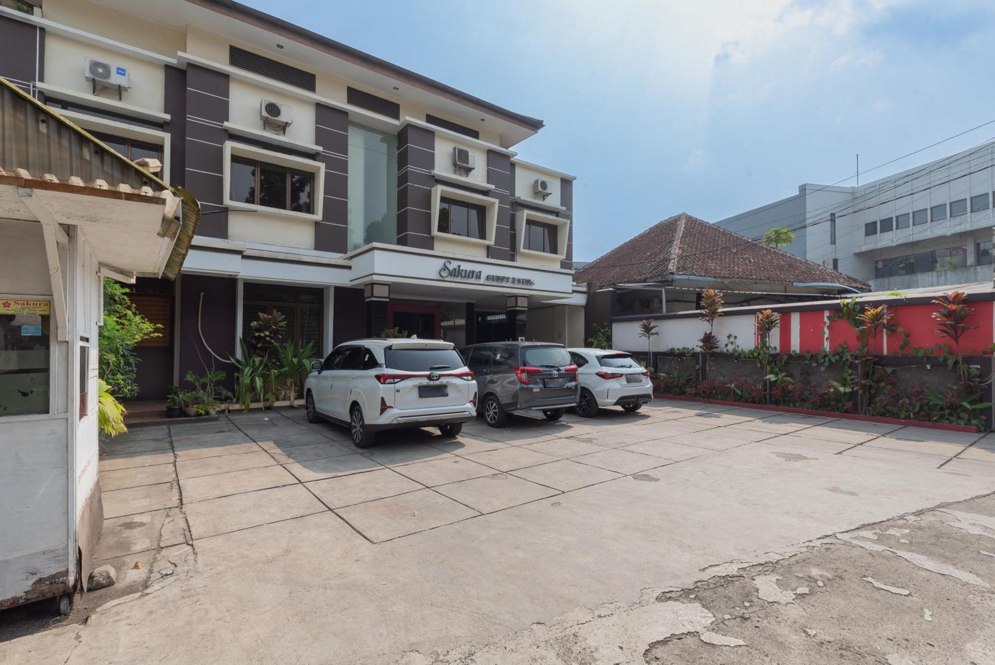 Hotel Reddoorz @ Wastu Kencana