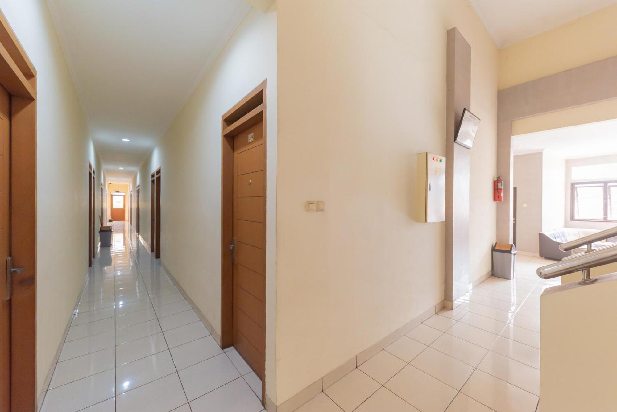 Hotel Reddoorz @ Wastu Kencana Bandung